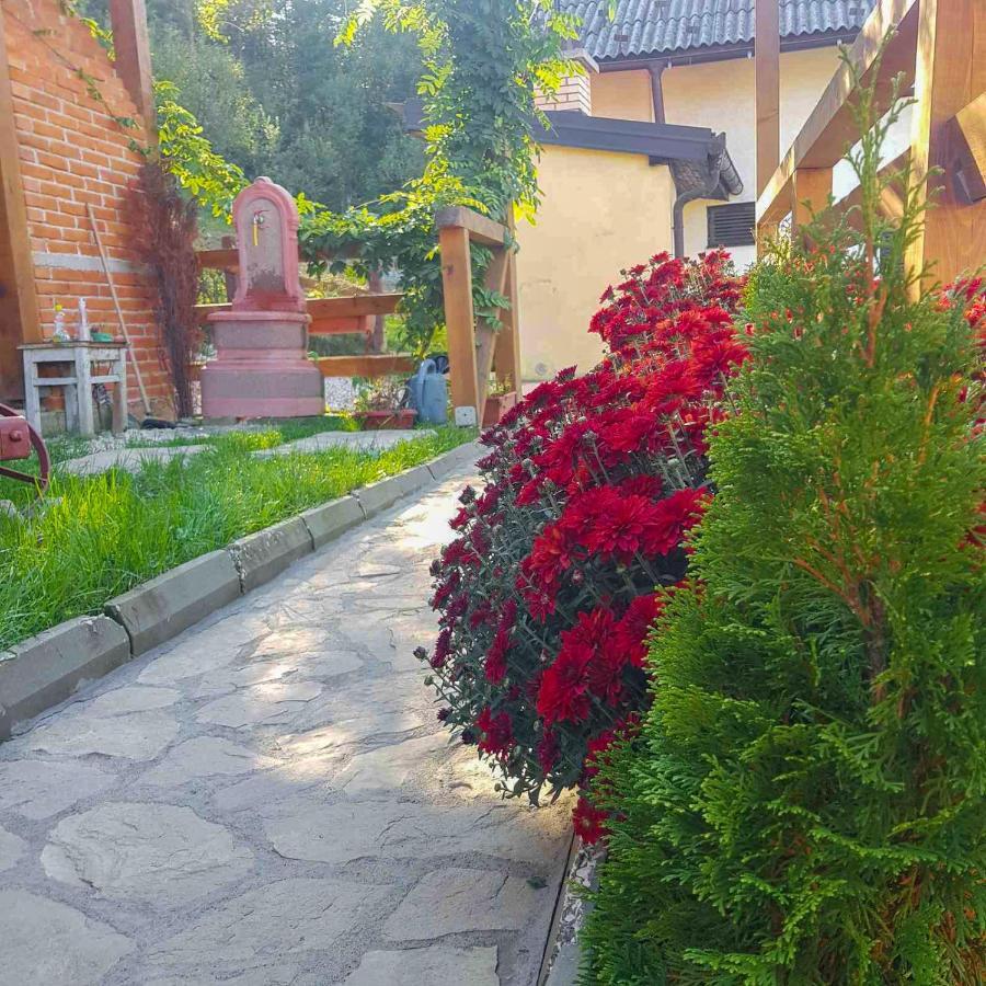 Apartment Little Paradise Visoko Exterior foto